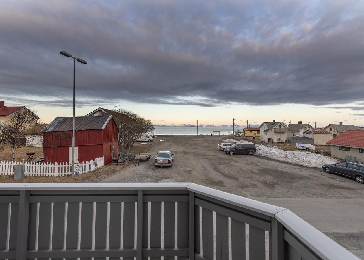 Tore Hunds Apartments Andenes Buitenkant foto